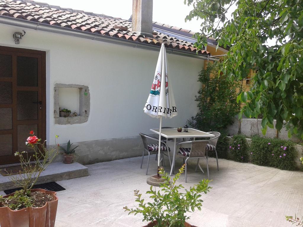 Apartment Bella Vista 2 Buzet Exterior foto